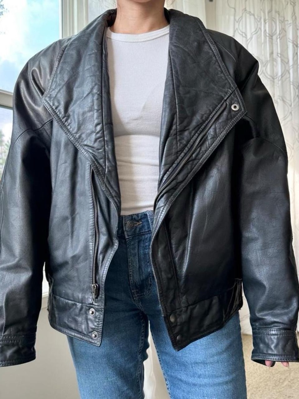 Leather Jacket - Picture 5 of 8